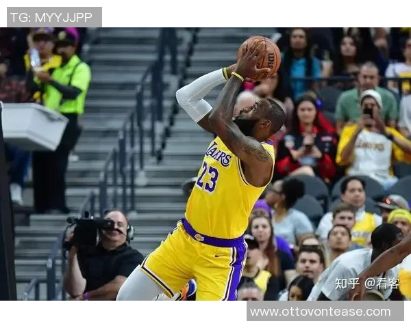 3月23日篮网对湖人精彩直播回顾与赛后分析尽在此处