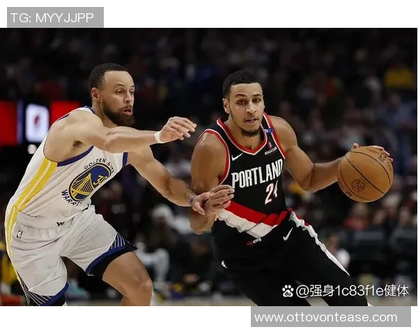 勇士与湖人精彩对决回顾12月24日比赛录像分析