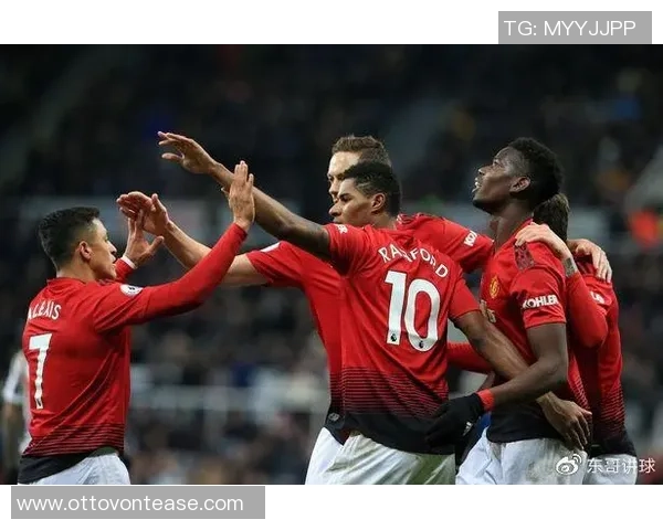 海德堡与艾文代尔足球对决精彩回顾与赛后分析 海德堡与艾文代尔足球对决精彩回顾与赛后分析