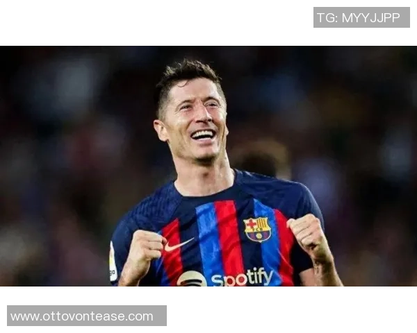 每体:皇马已与莱万特前锋埃永的团队触摸,但球员首选是巴萨